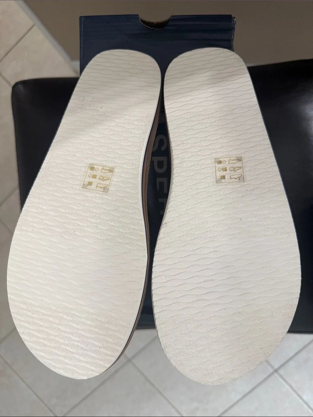 New Sperry Men’s Cork Footbed Flip Flops in Black